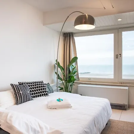 Relax In A Cosy With A Seaview דירה *