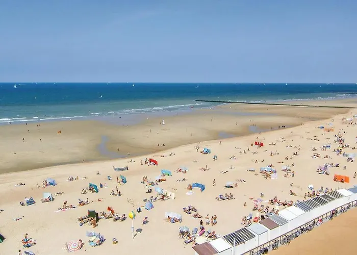 Relax In A Cosy With A Seaview 公寓